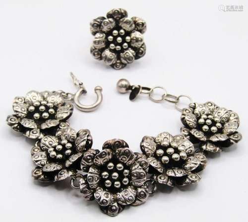 SET! 950 STERLING FLOWER PANEL BRACELET WITH