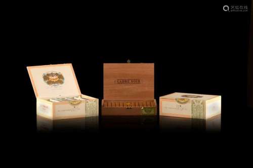 A sealed box of 25 H. Upmann Coronas Major cigars, an opened...