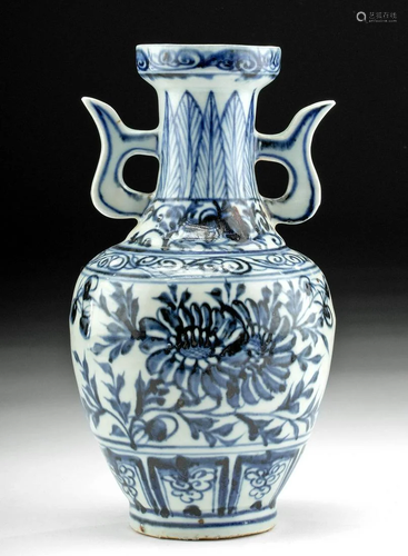 19th C. Chinese Qing Porcelain Vase Florals