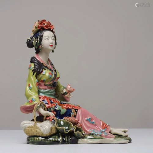 Chinese Ceramic Sculpture Ladies - Second Half of the 20th C...