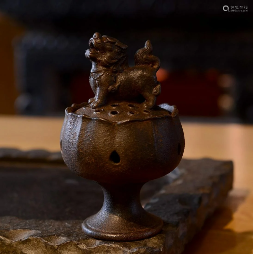 Chinese lion incense burner