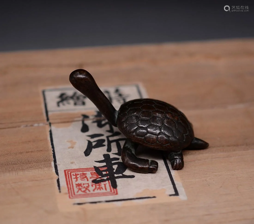 Japanese Showa period bronze turtle sculpture