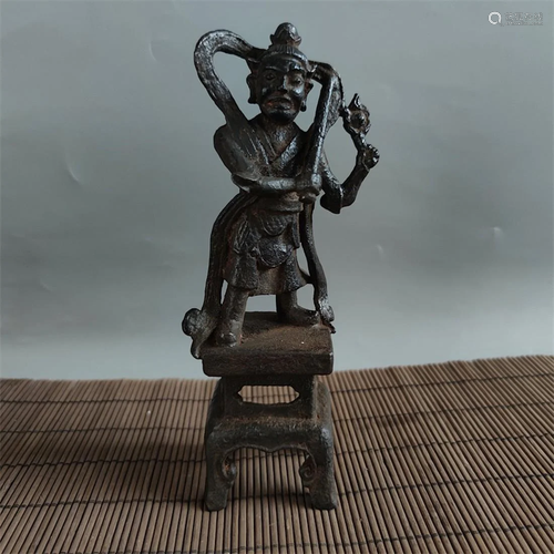 Chinese Qing Dynasty Figure Sculpture