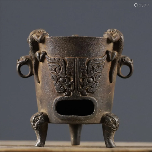 A rare Japan animal-faced censer sculpture