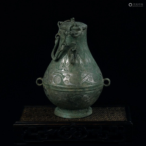 Chinese bronze inlaid gold vase