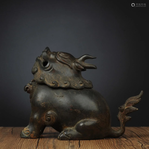 Japanese Meiji Bronze Lion Sculpture