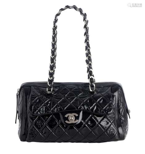 CHANEL, QUILTED PATENT POCKET TOTE