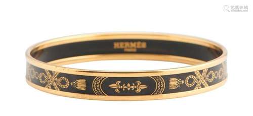 HERMÈS, ENAMEL BANGLE