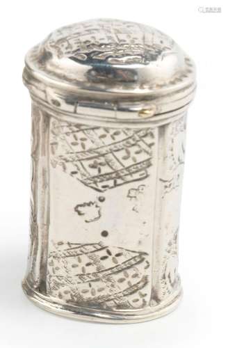 Etui à onguent ovale en argent. Paris 1753 Maître Orfèvre : ...