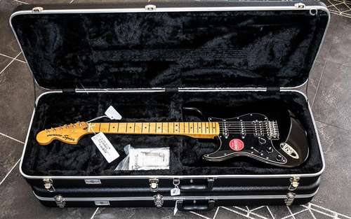 Squier Classic Vibe 70`s Stratocaster Guitar in black, in fi...