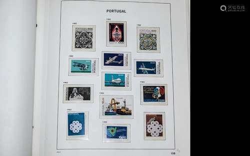 Superb padded two post Davo Portugal stamp album -Featuring ...