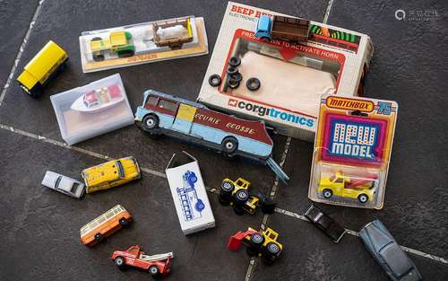 Good Collection of Die Cast Model Cars, Matchbox, Corgi, Maj...