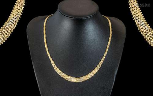 18ct Yellow Gold Necklace with Basket Weave Design. Stamped ...