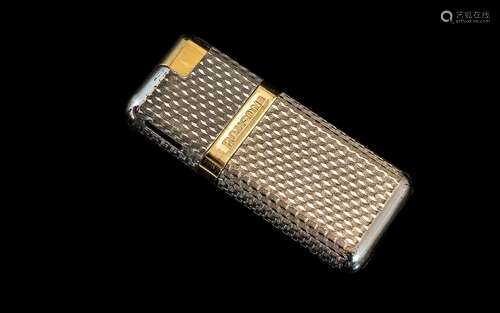 Small Elegant Ladies Ronson Lighter. Lovely Design throughou...