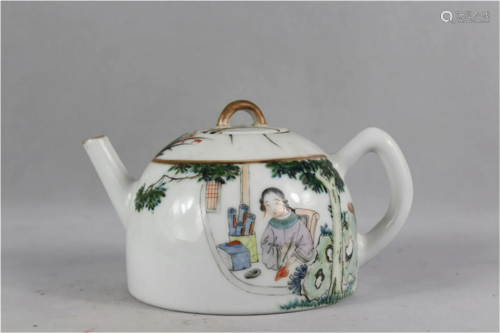 A Chinese Famille-Rose Glazed Porcelain Tea Pot