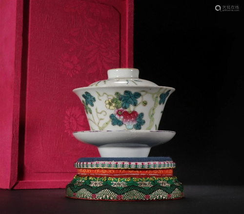 A Chinese Famille-Rose Glazed Porcelain Tea Bowl with Lid, D...