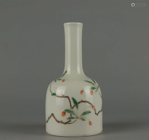 A Chinese Famille-Rose Glazed Porcelain Vase