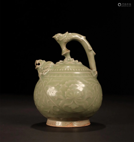 A Chinese Yaozhou-Type Glazed Porcelain Wine Pot