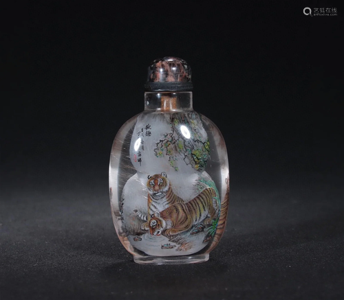 A Chinese Carved Crystal Snuff Bottle with Painting Inside