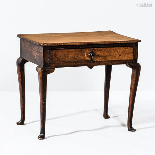 English Provincial Queen Anne-style Oak Dressing Table with ...