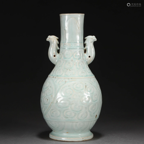 A Chinese Huatian-type Bottle Vase