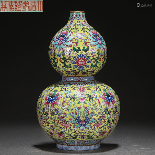 A Chinese Falangcai Double Gourds Vase