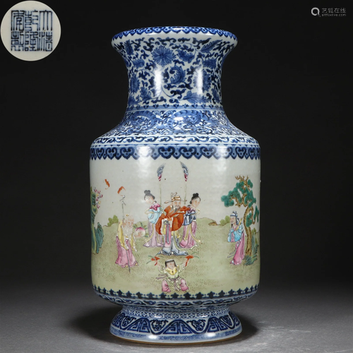 A Chinese Underglaze Blue and Famille Rose Lantern Vase