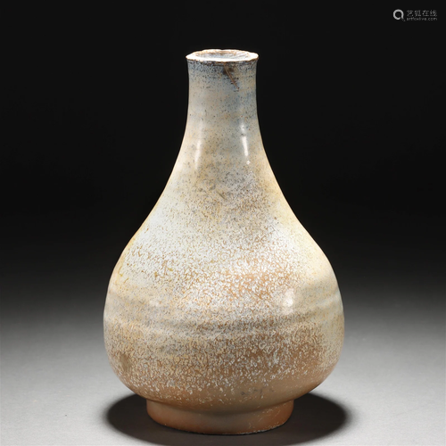 A Chinese Ru-ware Bottle Vase