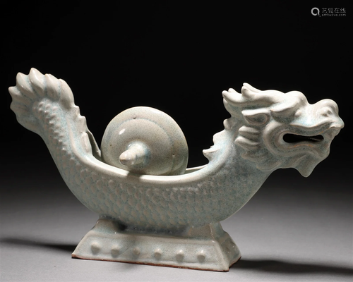 A Chinese Ru-ware Dragon Boat Roller