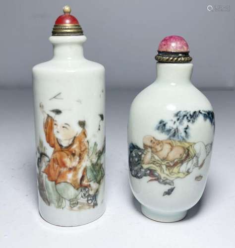 TWO CHINESE HAND PAINTED PORCELAIN SNUFF BOTTLES, QING DYNAS...