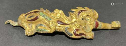 A CHINESE GILT BRONZE BELT HOOK WITH SEMI PRECIOUS STONES IN...