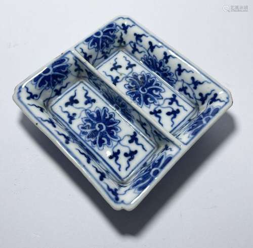 A CHINESE BLUE & WHITE LOTUS FLOWER SQUARE DISH WITH GUA...