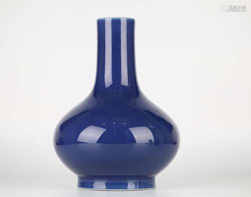 Chinese blue-glazed porcelain vase, Qing Dynasty