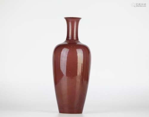 Chinese red-glazed porcelain vase, Yongzheng