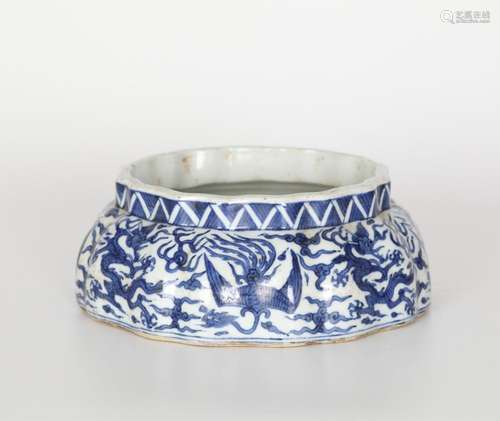 Blue and white glaze Zun,16th century