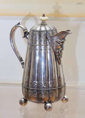 Coffee pot