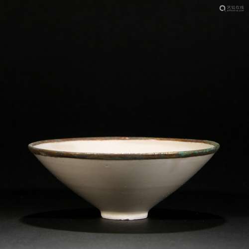 White Glaze Porcelain Gold Painted Bowl , China