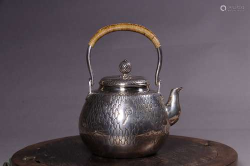 Silver Pot, China