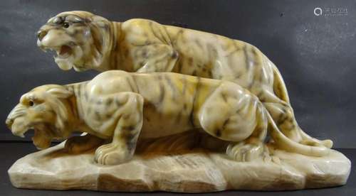 TIGERPAAR AUS ALABASTER, GR. FIGURENGRUPPE UM 1920