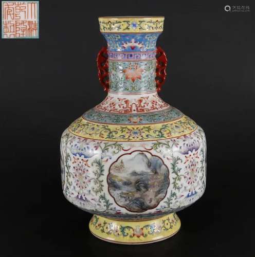 Powder enamel vase with floral pattern