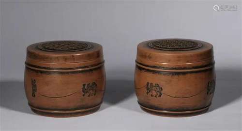 A pair of purple clay cricket jars from the Qing Dynasty