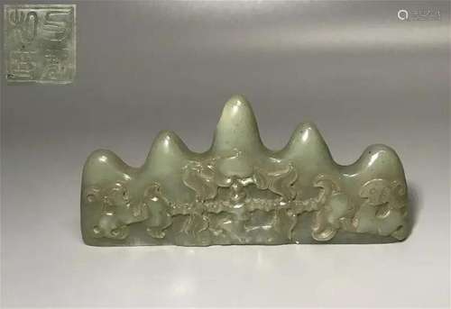 Ming dynasty jade pen holder