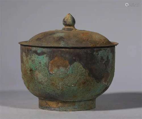 Part of tang Dynasty silver gilt engraved tureen