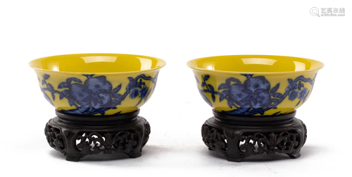 PAIR CHINESE YELLOW GROUND AND UNDERGLAZE BLUE BOWLS