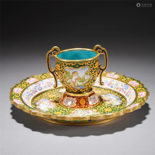 A CHINESE PAINTED ENAMEL TABLE-WARES