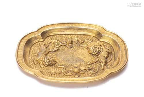 A CHINESE BRONZE-GILT FO DOGS TRAY