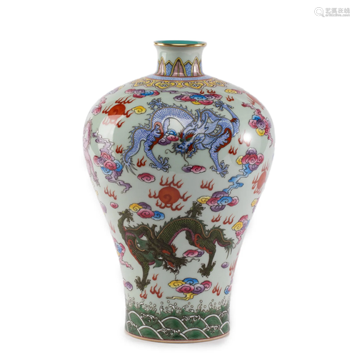 A CHINESE FAMILLE ROSE AND GILT VASE MEIPING