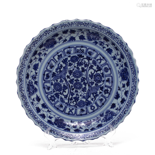 A CHINESE BLUE AND WHITE PHOENIX DISH