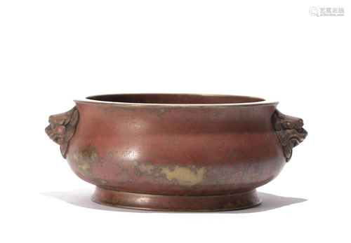 A CHINESE BRONZE CENSER WITH DOUBLE HANDLES