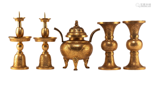 A FIVE-PIECES BRONZE-GILT RITUAL VESSELS